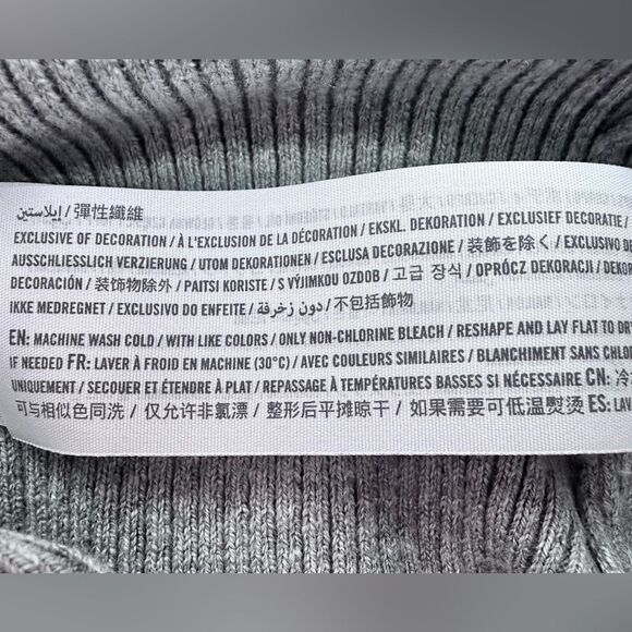 ABERCROMBIE AND FITCH Slim Henley Sweater Tee, Size SMALL - Picture 15 of 16